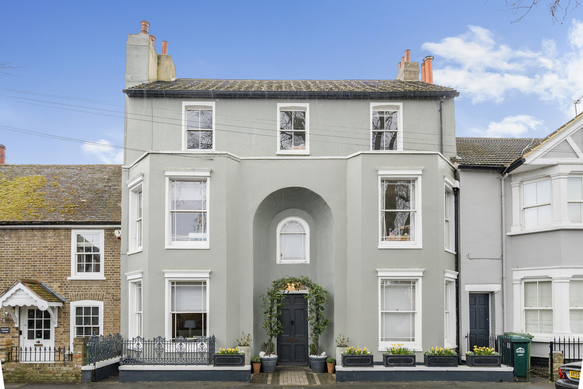 French Street, Sunbury-on-thames, TW16