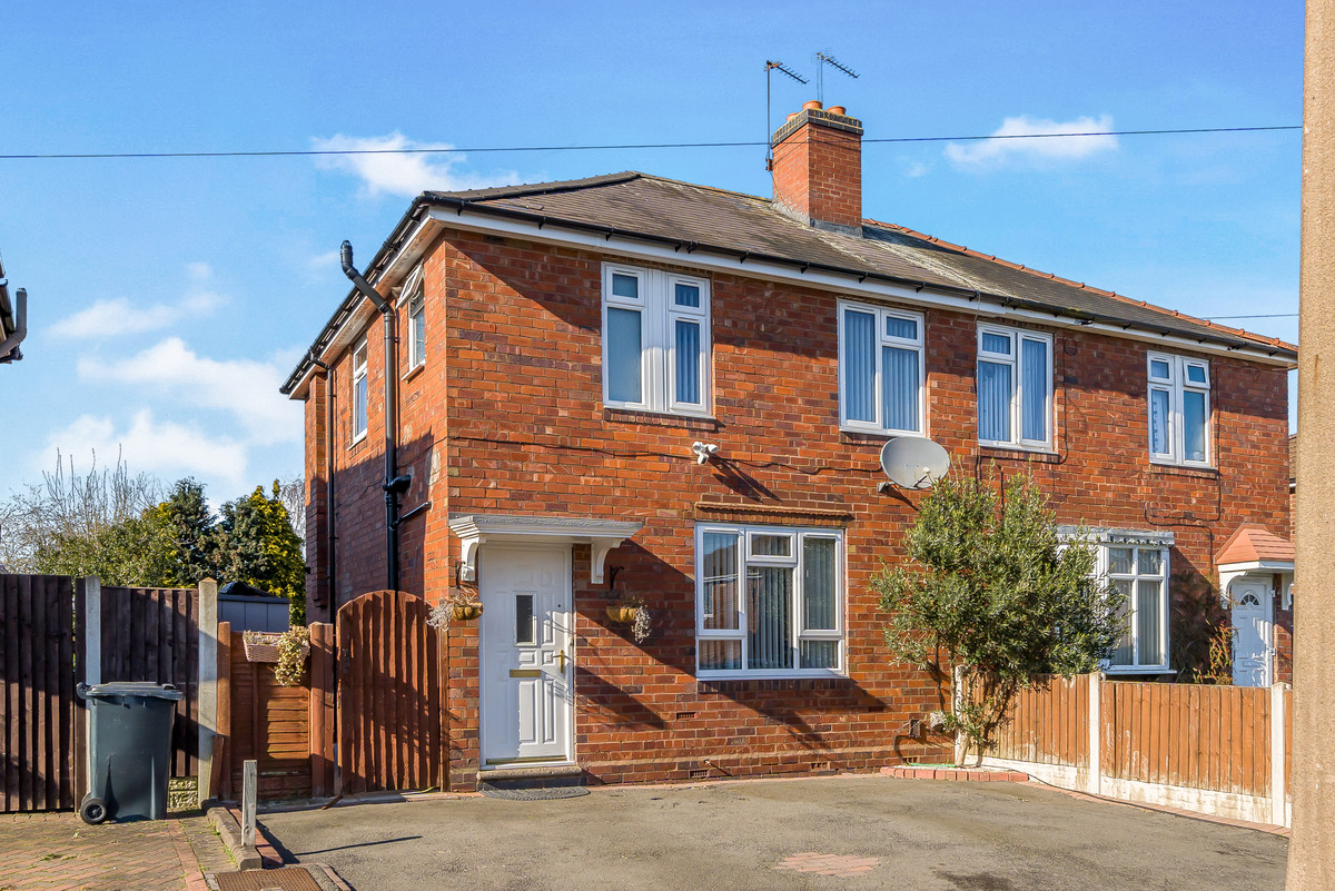 Clent View Road, Halesowen, B63