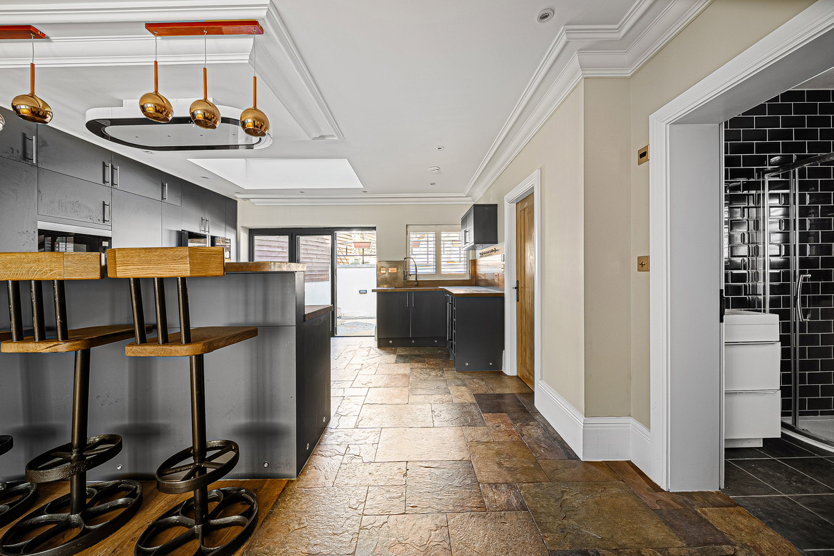 Ankerdine Crescent, London, SE18