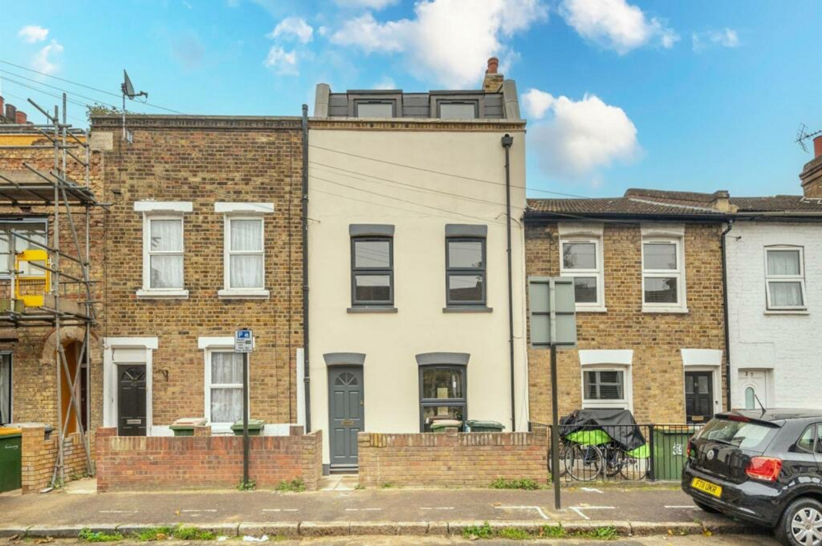 Tower Hamlets Road, London, E7