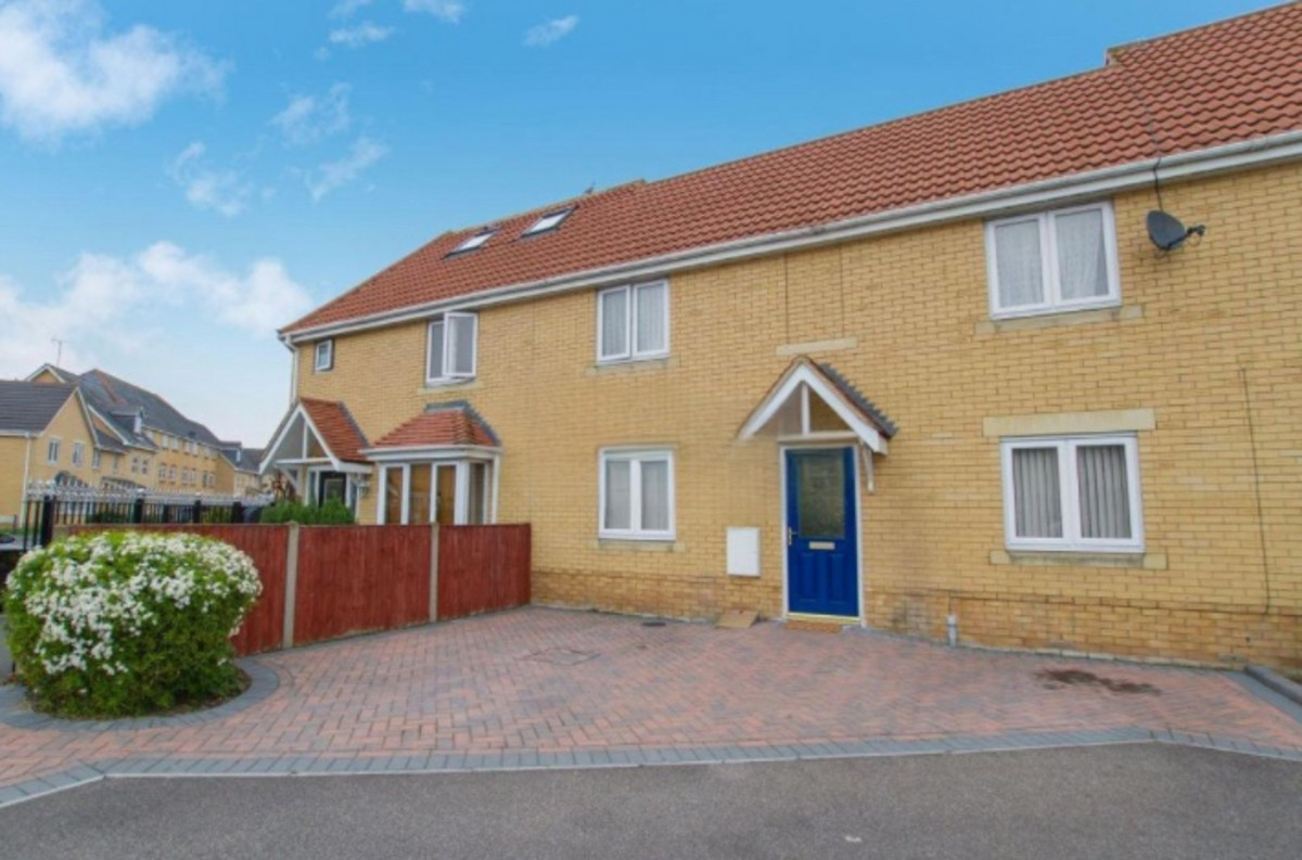 Morgan Close, Luton, LU4