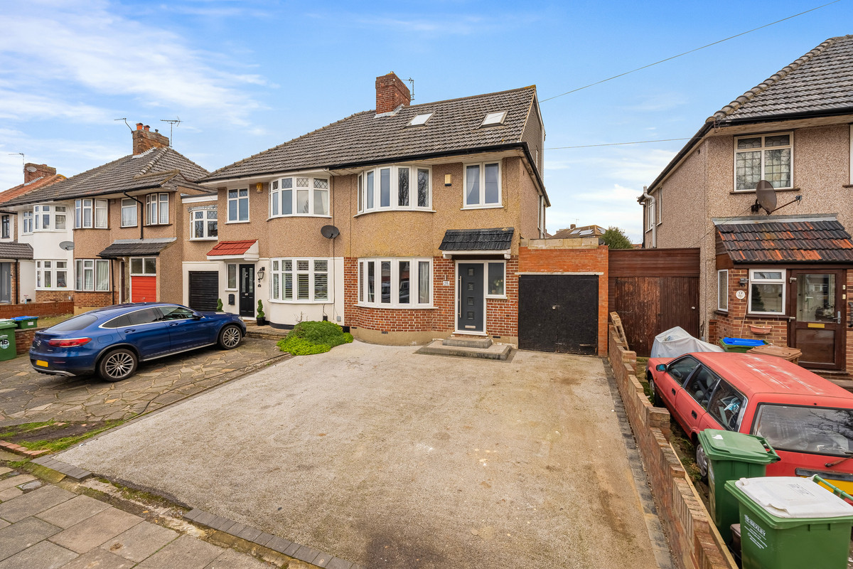 Latham Road, Bexleyheath, DA6