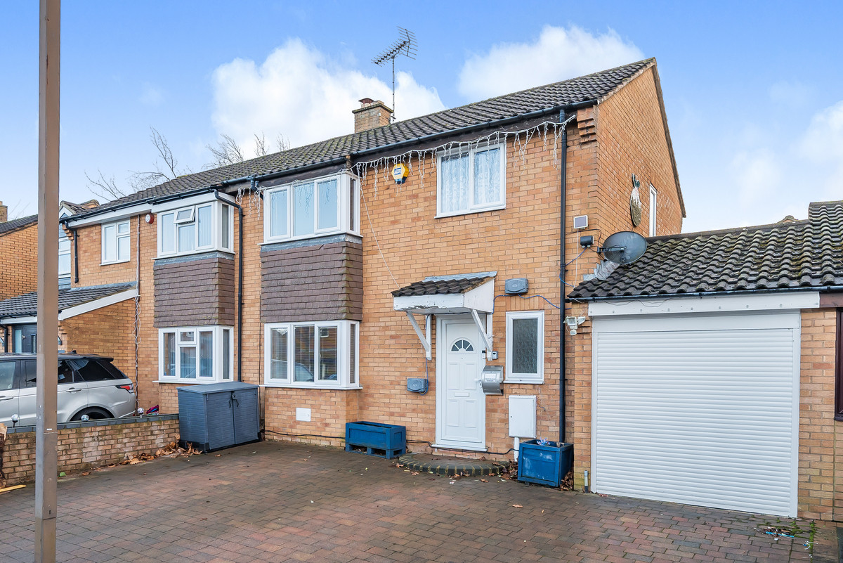 Edrich Avenue, Milton Keynes, MK6