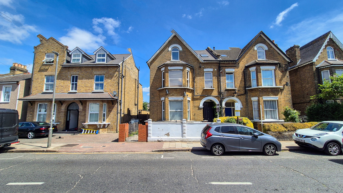 Longley Road, London, SW17