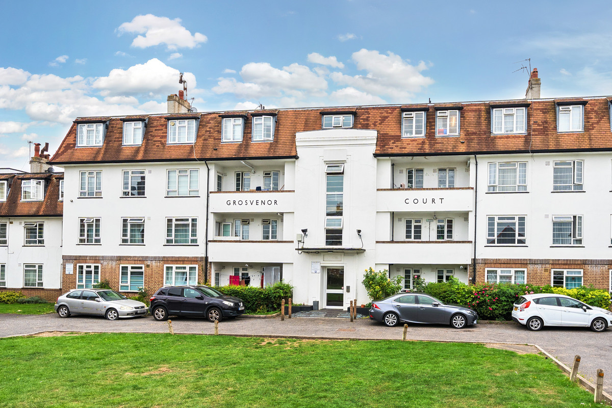 London Road, Morden, SM4