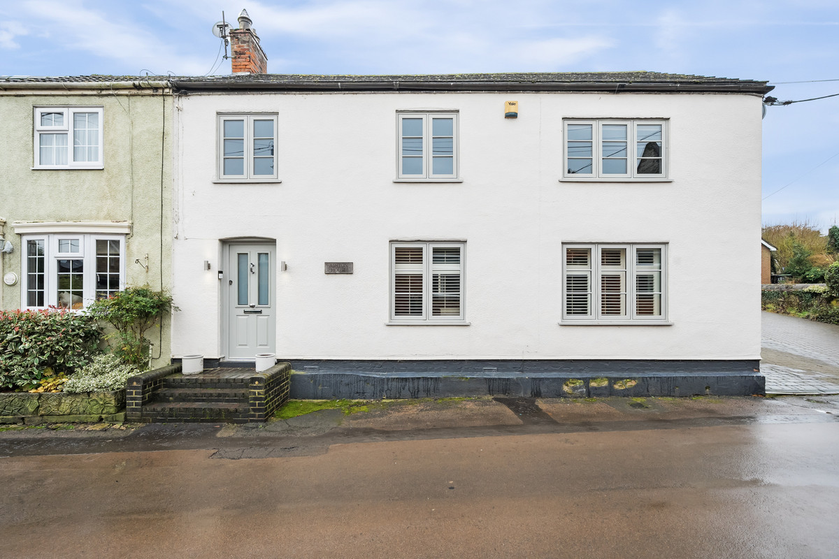 Front Street, Denford, NN14