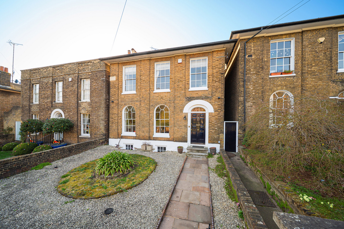 Medway Road, Gillingham, ME7