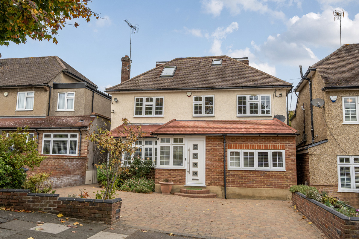 Stuart Road, Barnet, EN4