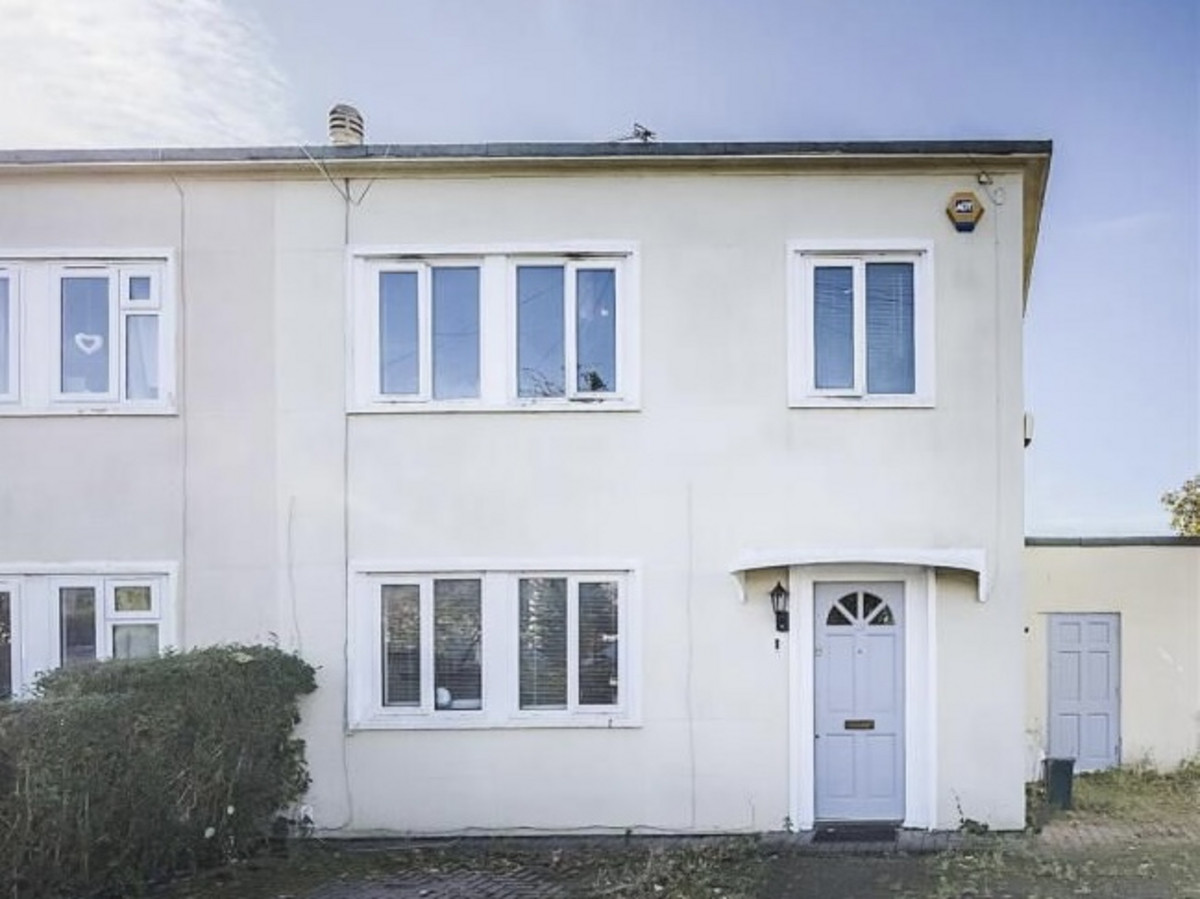 Tunnel Gardens, London, N11