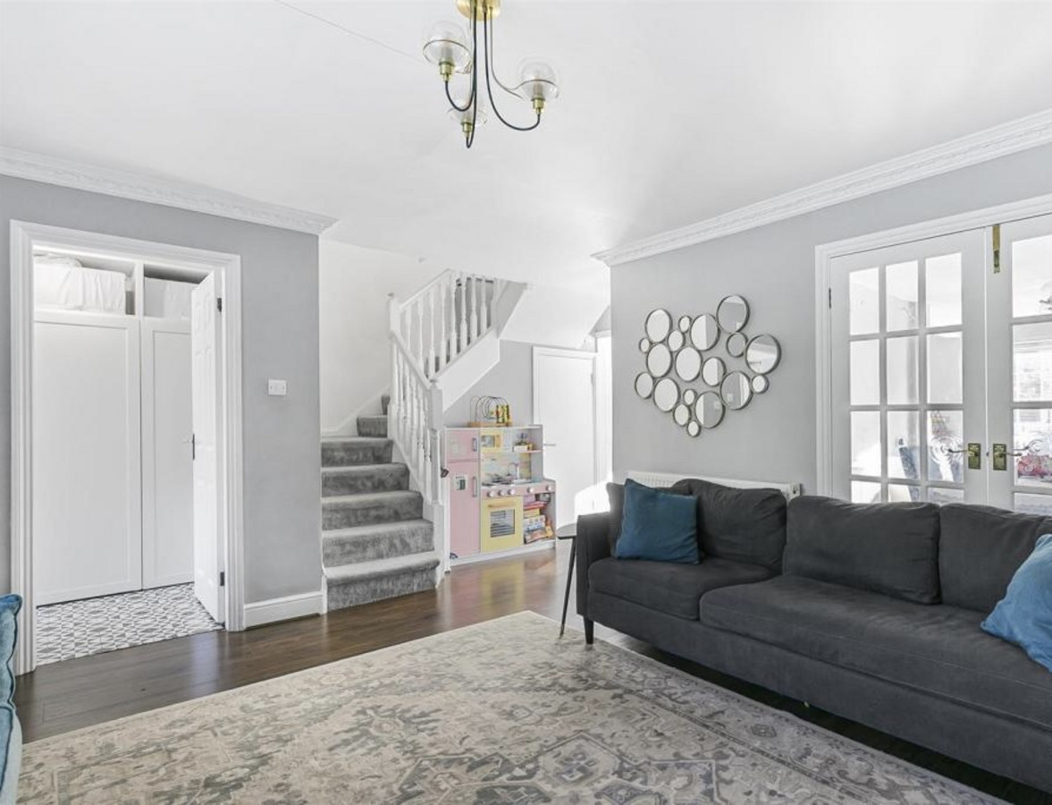 Berkeley Gardens, Enfield, N21