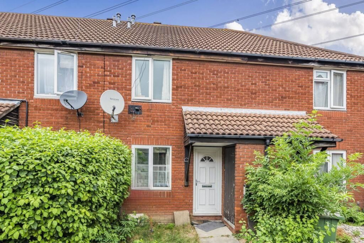 Clayton Close, London, E6