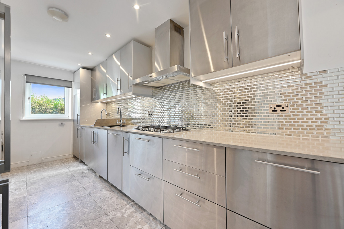 Morphou Road, London, NW7