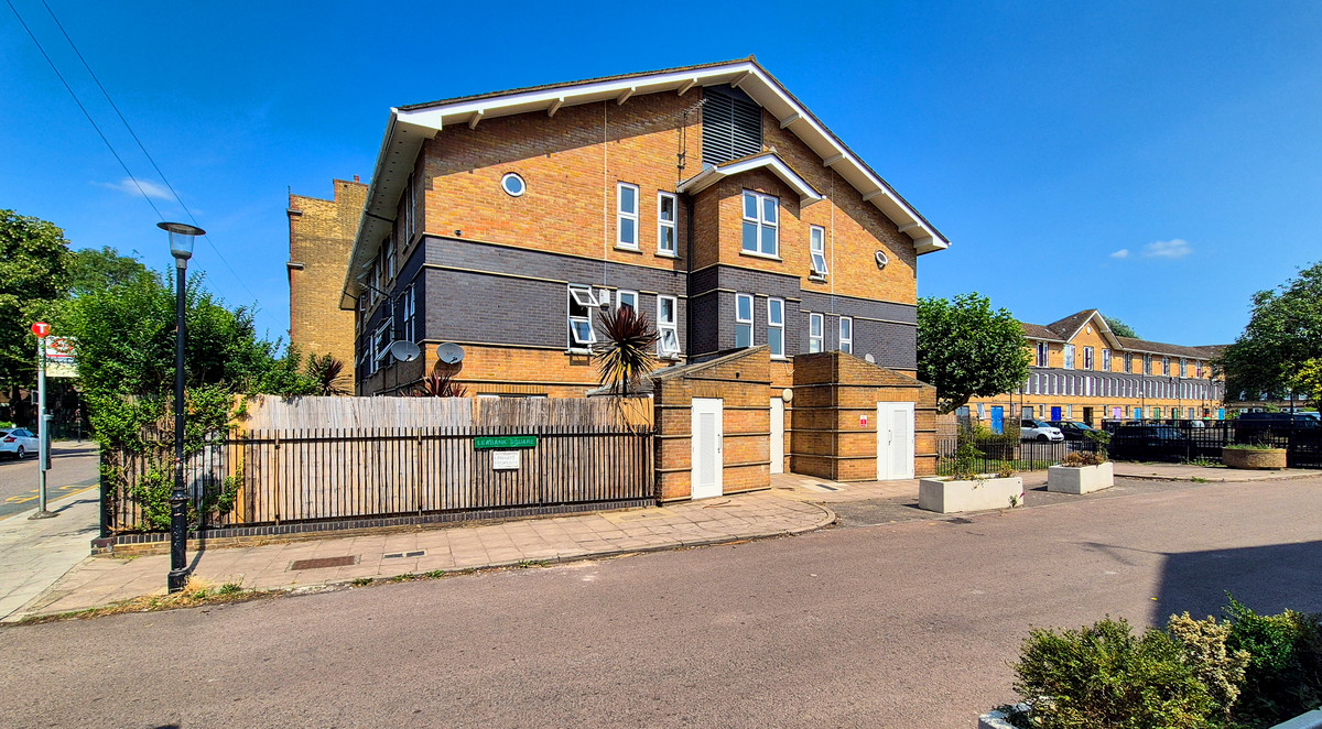 Leabank Square, London, E9