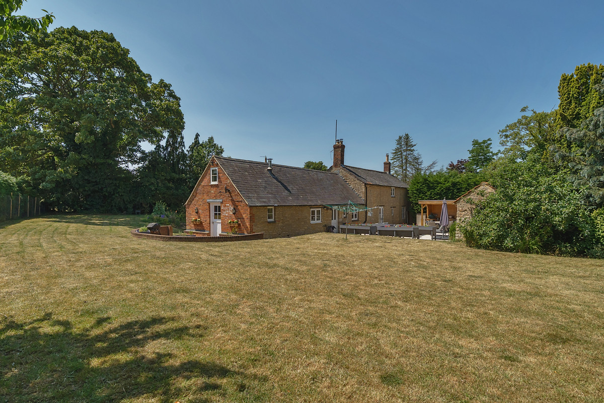 Grafton Underwood, Kettering, NN14