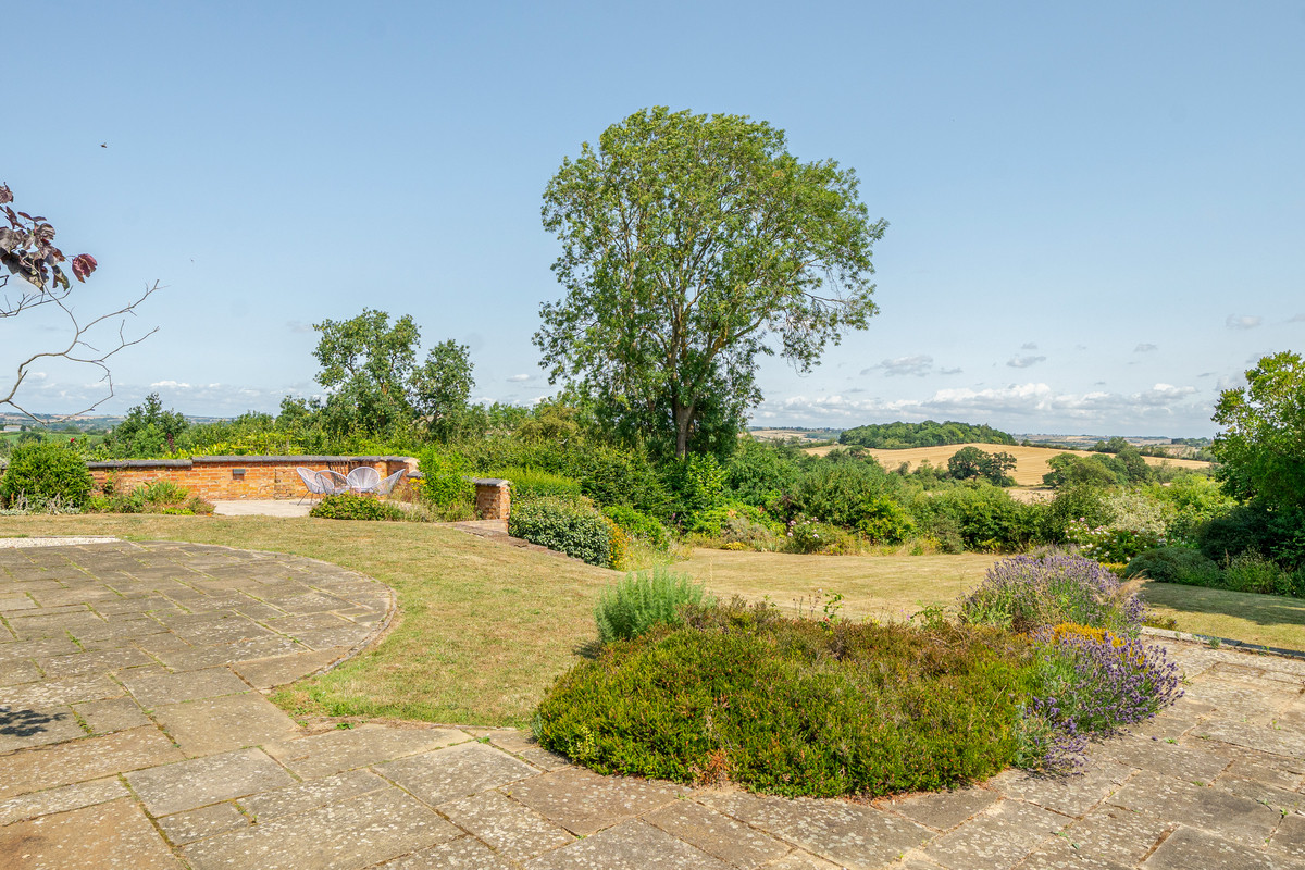 Church Lane, East Carlton, LE16