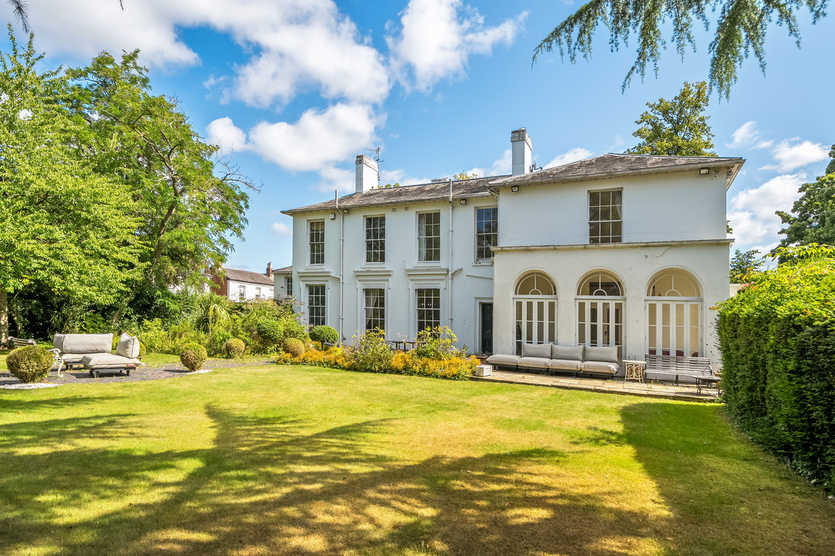 Wellington Road, Birmingham, B15