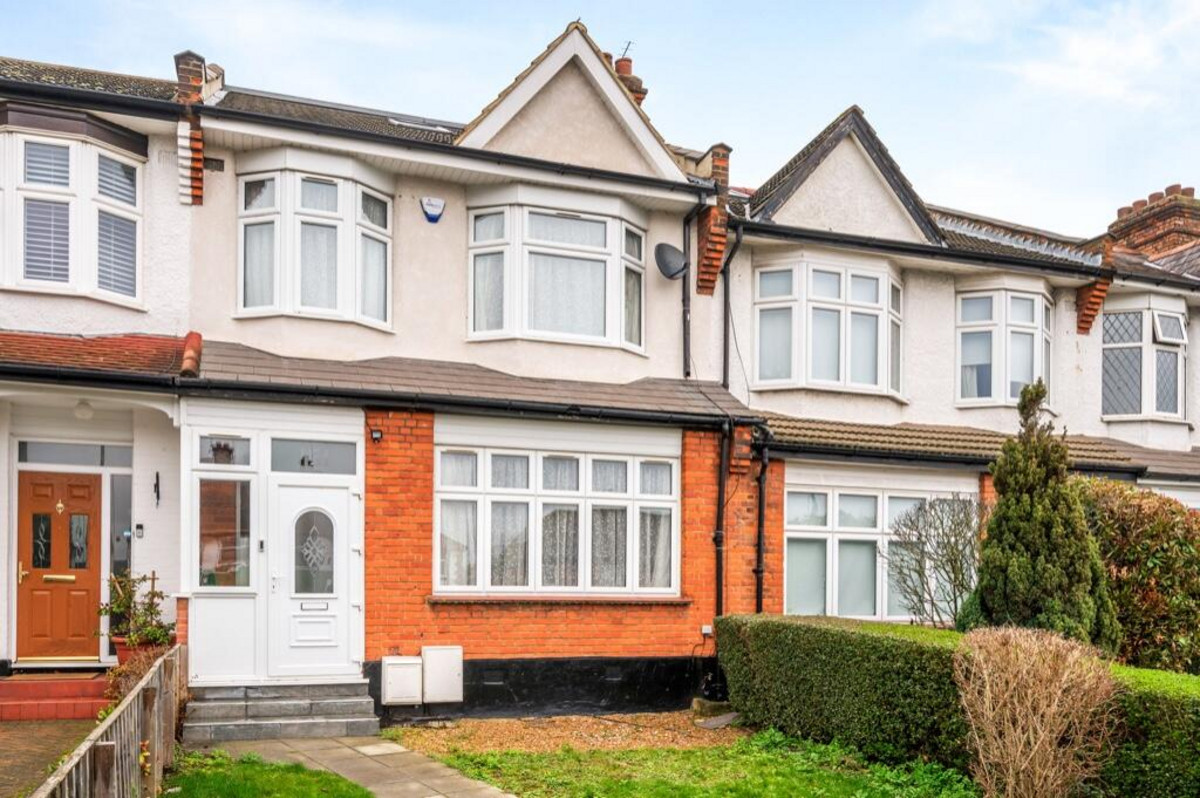 Woodhouse Road, Finchley, N12