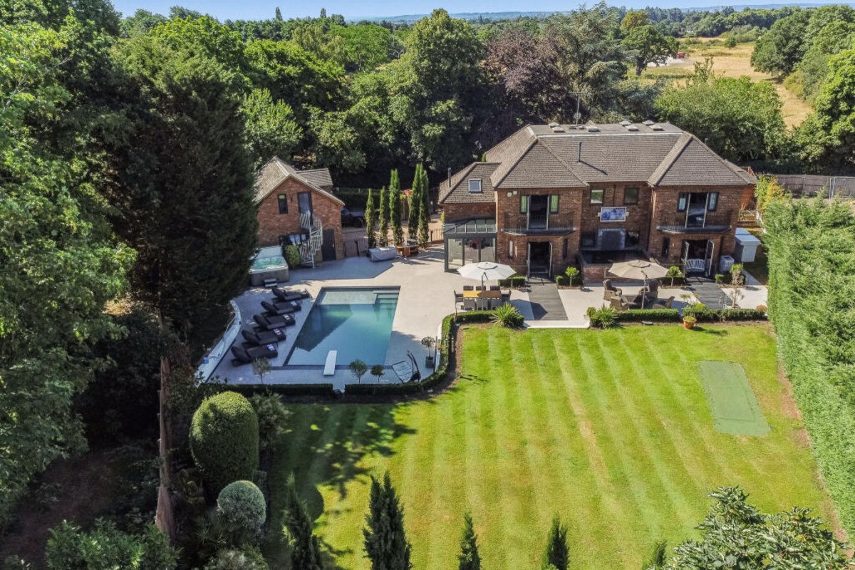 School Lane, Stoke Poges, SL2