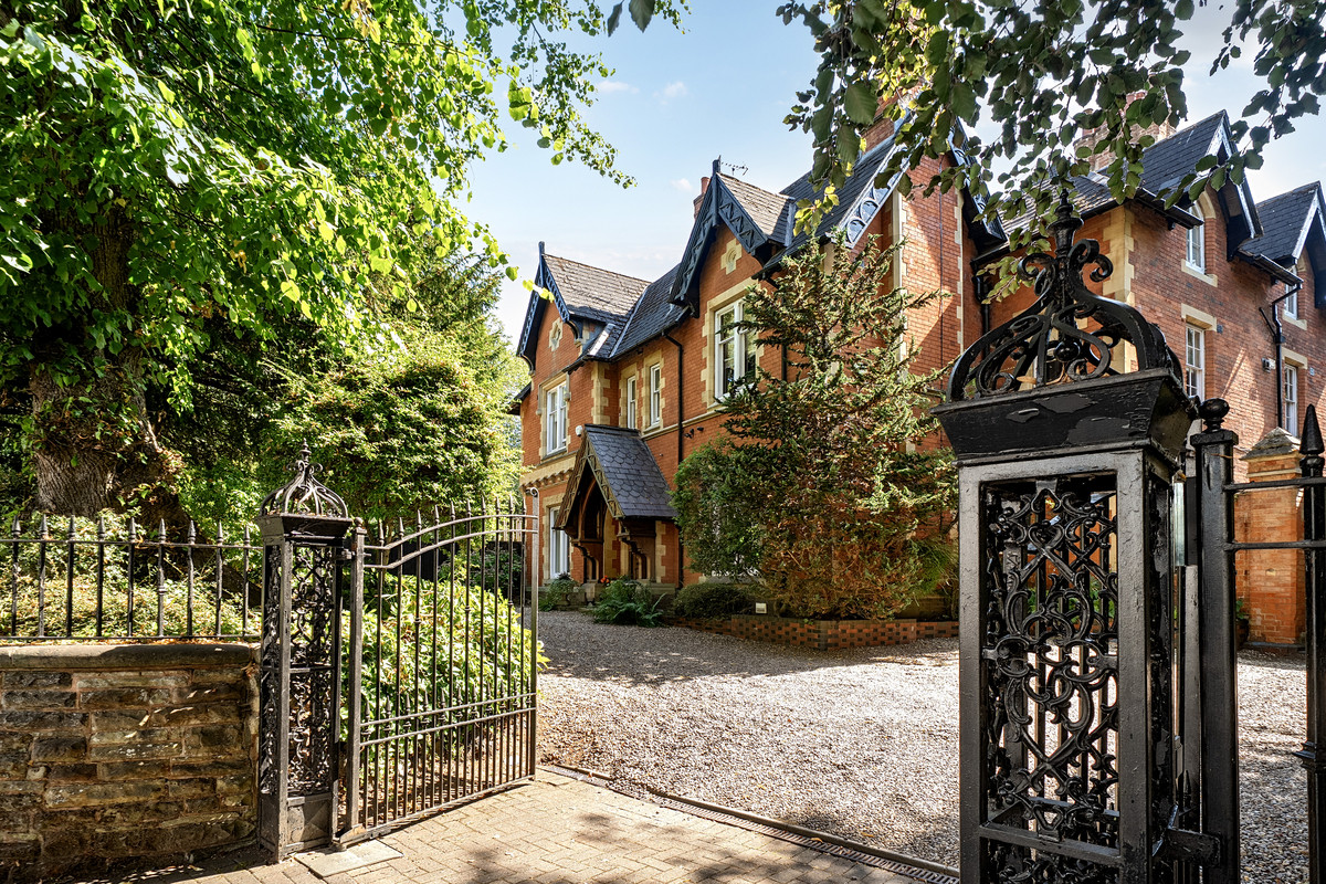 Carpenter Road, Birmingham, B15