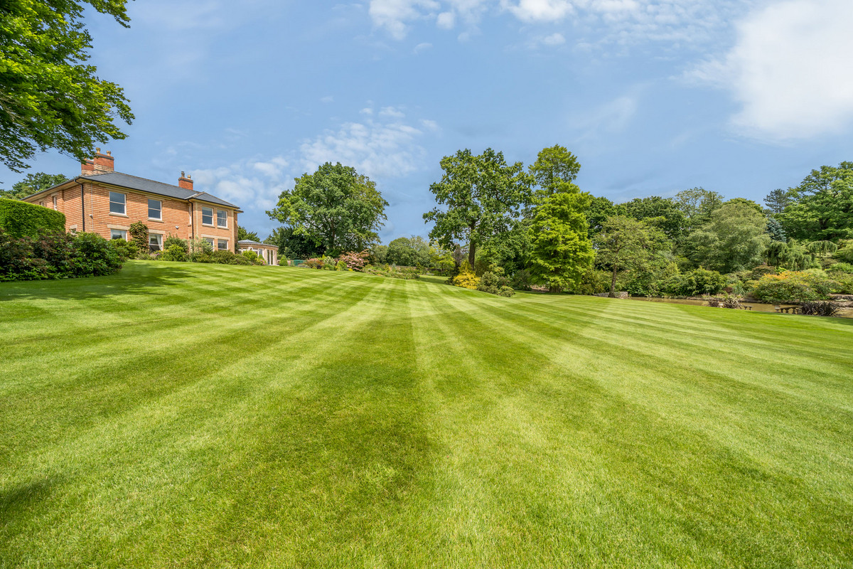 Church Road, Quarndon, DE22