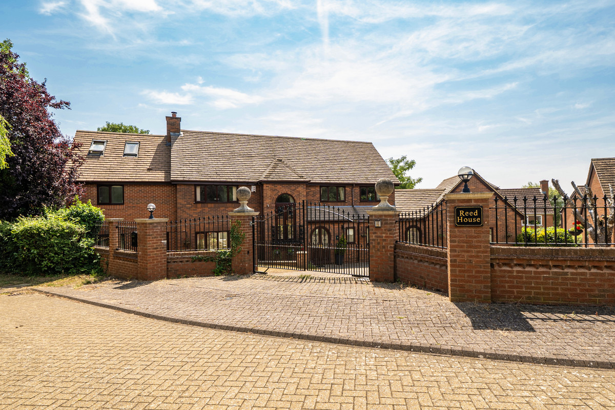 Reedhill, West Hunsbury, NN4