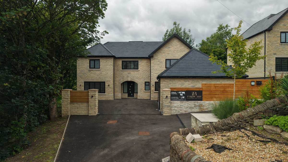 Highfield Park, Rossendale, BB4
